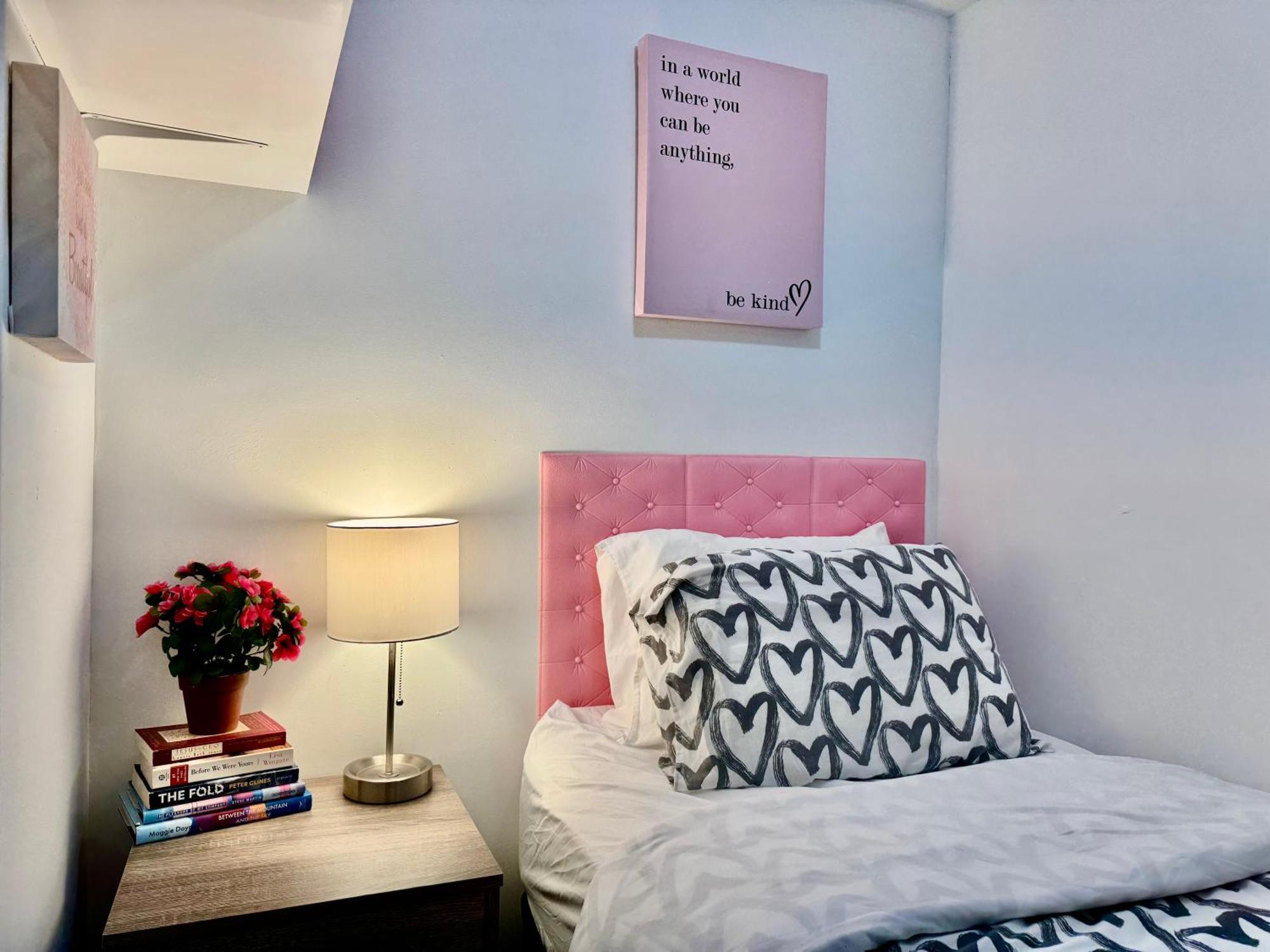 Tiny Private Room On The 1St Floor With Shared Bathroom Near Seatac Airport And Downtown Seattle Exterior foto